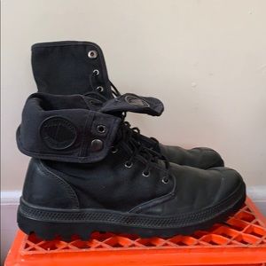 Palladium Baggy Boots (Canvas/Leather Men’s 9.5)